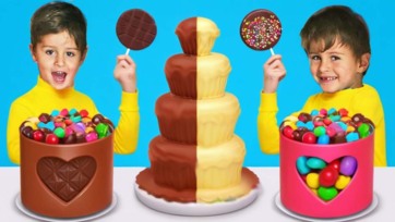 Toy Video: Chocholate Song with Delicious Sweets and Chocolate