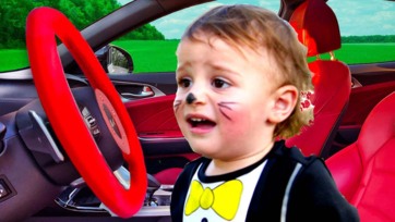 Toy Video: We Are In The Car Mickey Mouse Costume Family Fun